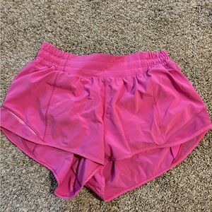LULULEMON HOTTY HOT SHORTS | size 6
